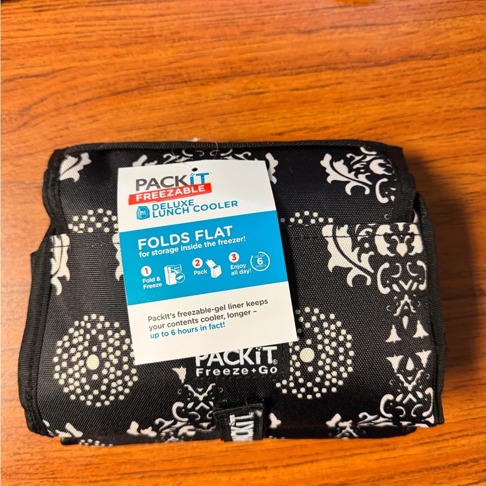 PACKIT FREEZABLE-DELUXE LUNCH COOLER FOLDS FLAT